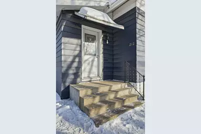 212 10th Street N, Moorhead, MN 56560 - Photo 3