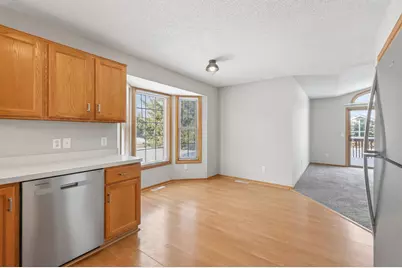 2121 Southwind Road, Maplewood, MN 55109 - Photo 9