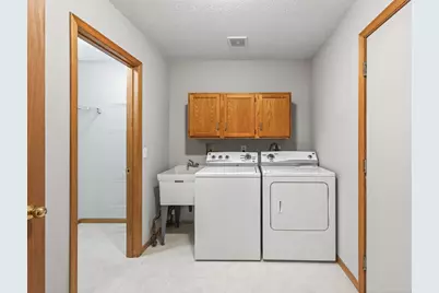 2121 Southwind Road, Maplewood, MN 55109 - Photo 21