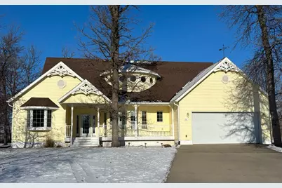 111 Oakwood Court, Thief River Falls, MN 56701 - Photo 1