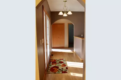 111 Oakwood Court, Thief River Falls, MN 56701 - Photo 5