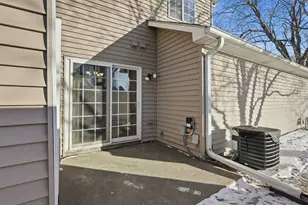 12215 Co Rd 11, Burnsville, MN 55337 - Photo 21