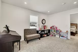 310 Maple Dr, Spring Grove, MN 55974 - Photo 17