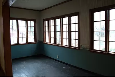 509 3rd Street SW, Austin, MN 55912 - Photo 3