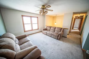 911 Main Street N, Stewartville, MN 55976 - Photo 7