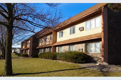 910 Hengen Street #404, Fairmont, MN 56031 - Photo 1