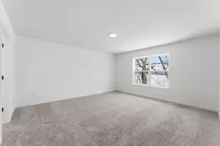 834 Londonderry Ln NW, Rochester, MN 55901 - Photo 9