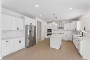 834 Londonderry Ln NW, Rochester, MN 55901 - Photo 5