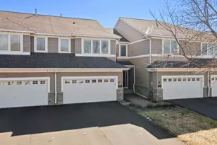 4986 Archer Ln N, Plymouth, MN 55446 - Photo 7