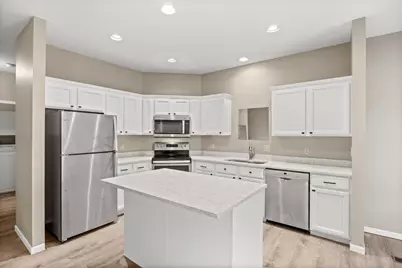 401 Hickory Lane N, Oakdale, MN 55128 - Photo 7