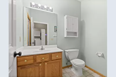 401 Hickory Lane N, Oakdale, MN 55128 - Photo 13
