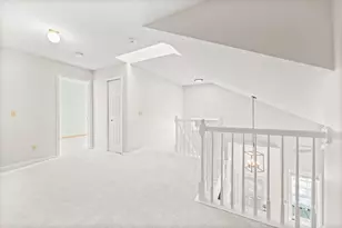 401 Hickory Ln N, Oakdale, MN 55128 - Photo 15