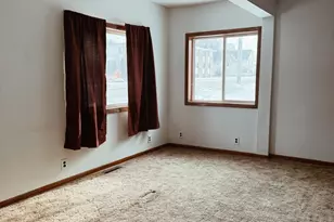 611 14th St NW, Austin, MN 55912 - Photo 19