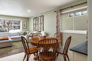 603 S 5th St, La Crescent, MN 55947 - Photo 5