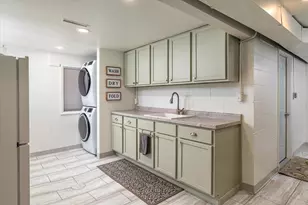 603 S 5th St, La Crescent, MN 55947 - Photo 21