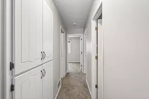 4339 Buckingham Ct, Vadnais Heights, MN 55127 - Photo 11