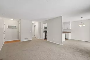 4339 Buckingham Ct, Vadnais Heights, MN 55127 - Photo 5