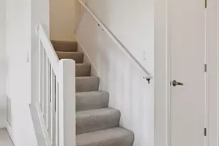 1201 Yale Pl, Minneapolis, MN 55403 - Photo 19