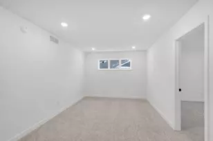 8693 Periwinkle Blvd, Woodbury, MN 55129 - Photo 11