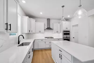 8693 Periwinkle Boulevard, Woodbury, MN 55129 - Photo 5