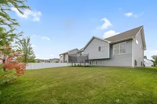 7457 63rd St S, Cottage Grove, MN 55016 - Photo 39