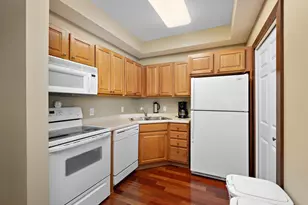 9165 Comstock Ln N, Maple Grove, MN 55311 - Photo 27