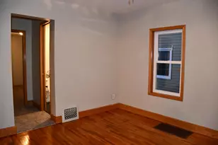 321 Tindolph Ave N, Thief River Falls, MN 56701 - Photo 7