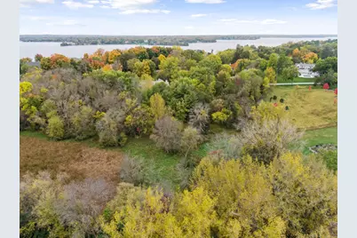 128 Peavey Lane, Wayzata, MN 55391 - Photo 11