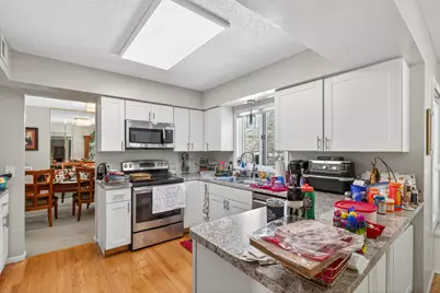 7001 Beacon Circle, Eden Prairie, MN 55346 - Photo 9