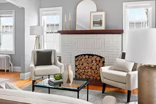 1589 Hillcrest Ave, Saint Paul, MN 55116 - Photo 3