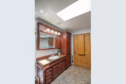 270 31st Street, Hills, MN 56138 - Photo 61