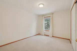 580 Sutherland Dr, Woodbury, MN 55129 - Photo 11