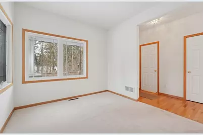 580 Sutherland Drive, Woodbury, MN 55129 - Photo 15