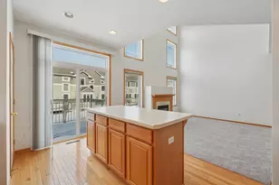 580 Sutherland Dr, Woodbury, MN 55129 - Photo 13