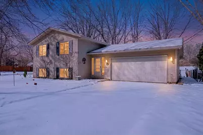 8556 Hiawatha Avenue, Eden Prairie, MN 55347 - Photo 39