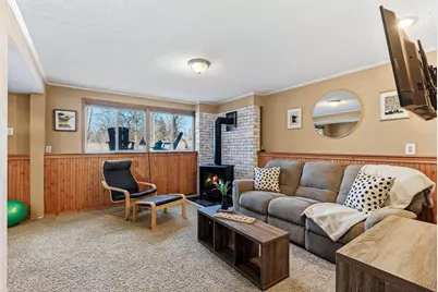 8556 Hiawatha Avenue, Eden Prairie, MN 55347 - Photo 21