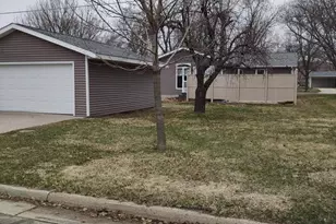 842 Western Ave, Madison, MN 56256 - Photo 25