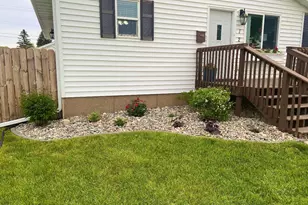 120 N 2nd Ave N, Wahpeton,  58075 - Photo 25