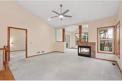 263 Wentworth Avenue E, West Saint Paul, MN 55118 - Photo 5