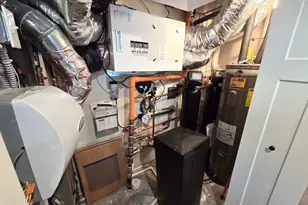 2234 Gateway Curv, North Saint Paul, MN 55109 - Photo 39