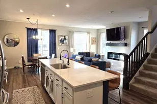 2234 Gateway Curv, North Saint Paul, MN 55109 - Photo 5