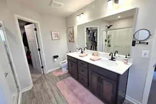 2234 Gateway Curv, North Saint Paul, MN 55109 - Photo 25