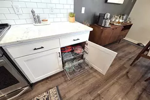 2234 Gateway Curv, North Saint Paul, MN 55109 - Photo 9