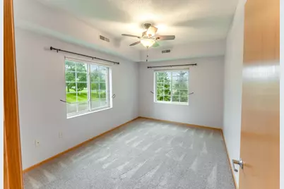 1590 Parkwood Drive #102, Woodbury, MN 55125 - Photo 15