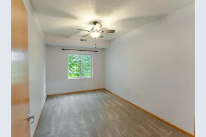 1590 Parkwood Drive #102, Woodbury, MN 55125 - Photo 9