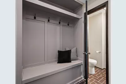 1940 Dupont Avenue S, Minneapolis, MN 55403 - Photo 7