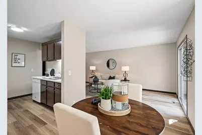 1940 Dupont Avenue S, Minneapolis, MN 55403 - Photo 11