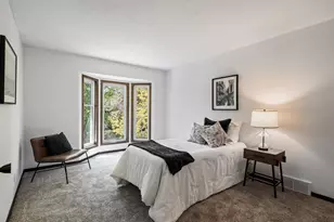 1940 Dupont Ave S, Minneapolis, MN 55403 - Photo 21