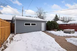 2823 Garfield Street NE, Minneapolis, MN 55418 - Photo 25