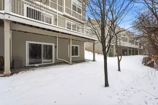 17775 Valley Cove Ct, Minnetonka, MN 55345 - Photo 5